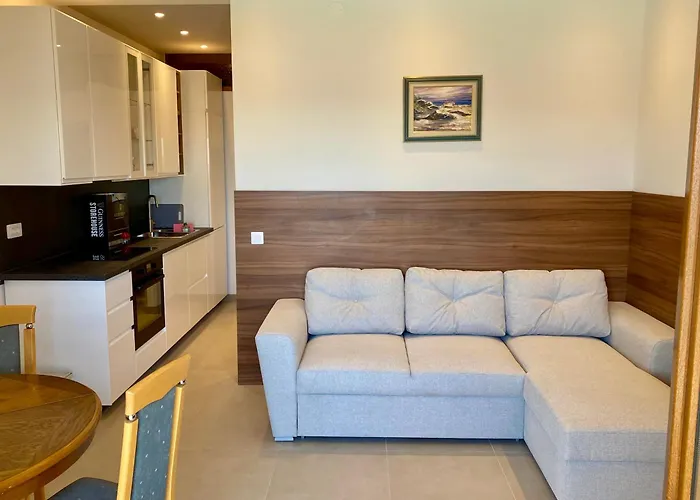 Eden Adults Only Traù