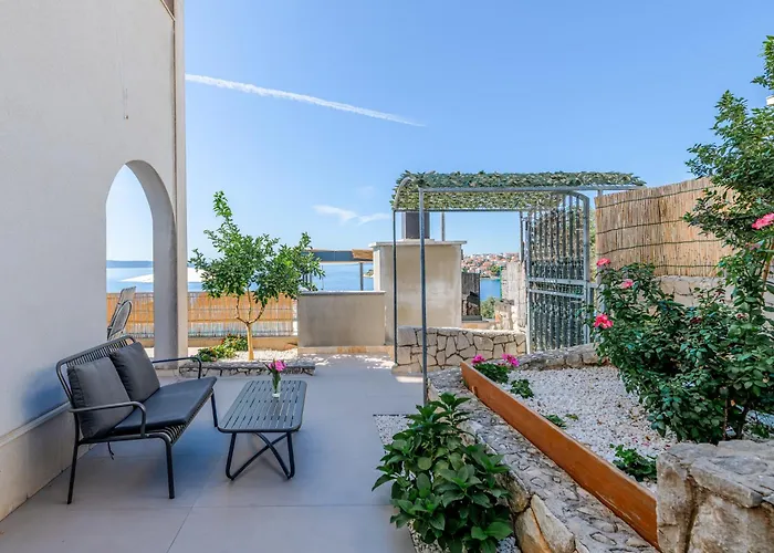 Eden Adults Only Affittacamere